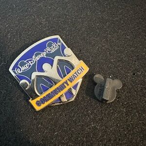 Walt Disney World Resort Official Security Community Watch Pin